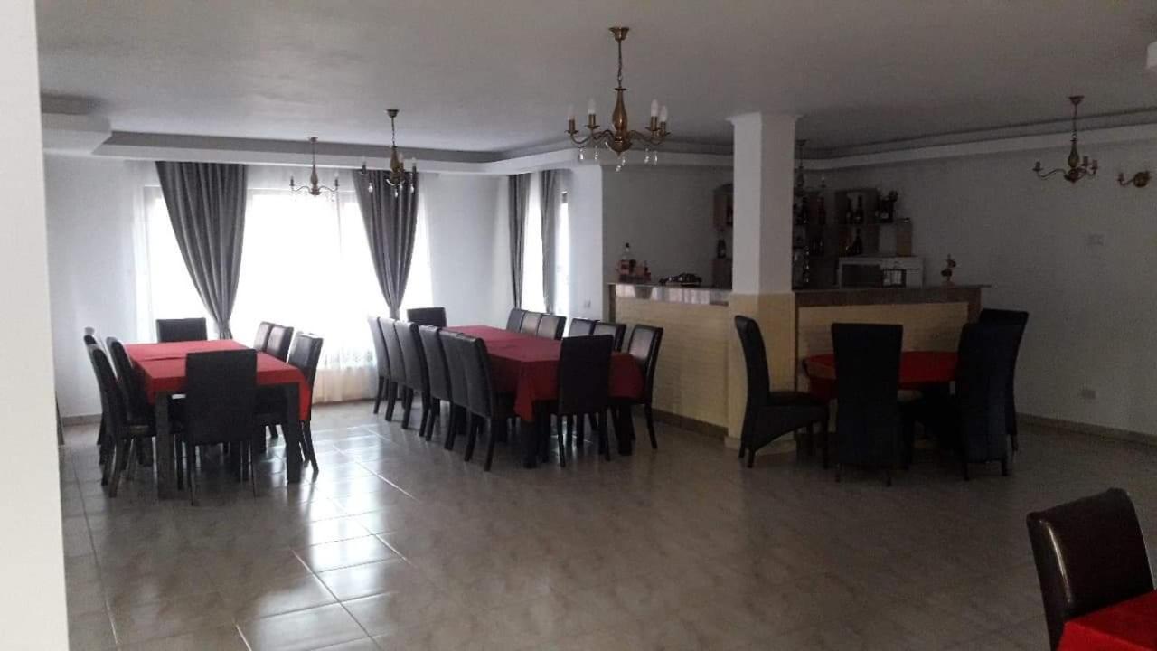 La Casa Alana Hotel Viseu de Jos Buitenkant foto